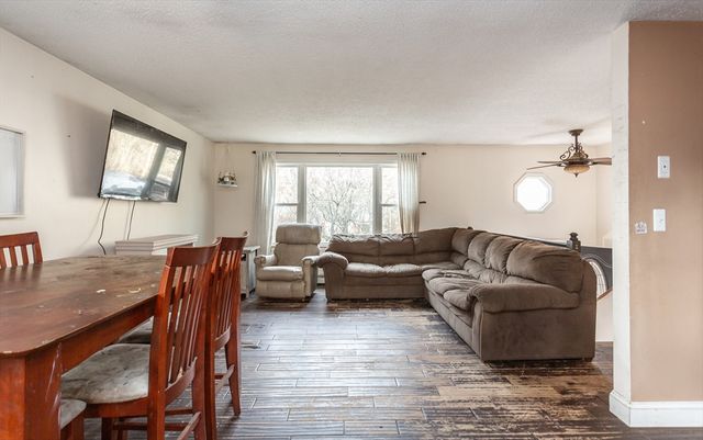 23 Indian Rd, Norton, MA 02766