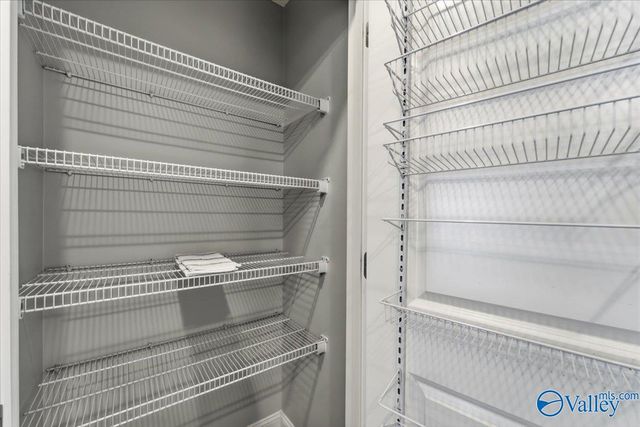 326 Dovington Drive, Huntsville, AL 35806