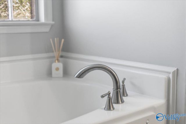 326 Dovington Drive, Huntsville, AL 35806