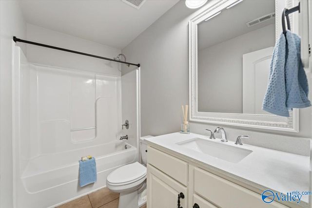 326 Dovington Drive, Huntsville, AL 35806