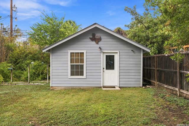 211 W NORWOOD CT, San Antonio, TX 78212