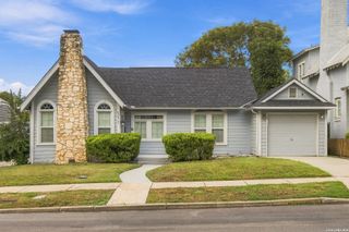 211 W NORWOOD CT, San Antonio, TX 78212