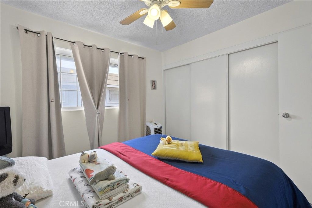 Image 15 of property listing at 741 W 18th, Costa Mesa, CA 92627