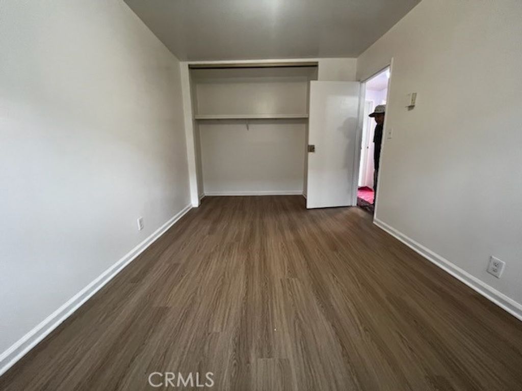 Image 33 of property listing at 741 W 18th, Costa Mesa, CA 92627