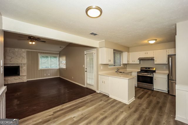 596 Post Oak Road, Jonesboro, GA 30238