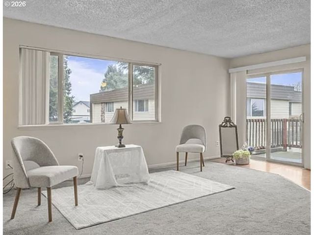 2727 GATEWAY St 27, Springfield, OR 97477