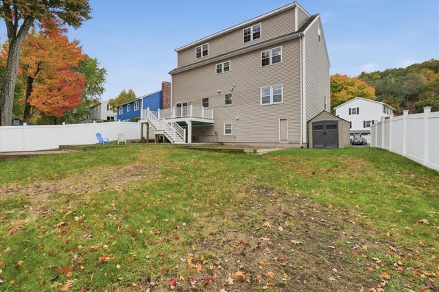 11 Yellow Brick Road, Haverhill, MA 01835