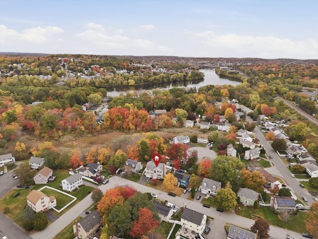 11 Yellow Brick Road, Haverhill, MA 01835