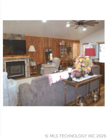 615 Grand Avenue, Stuart, OK 74570