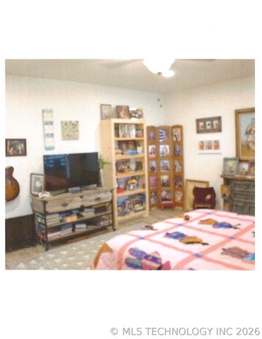 615 Grand Avenue, Stuart, OK 74570