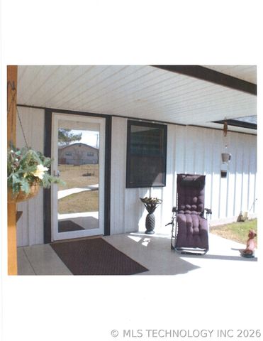 615 Grand Avenue, Stuart, OK 74570