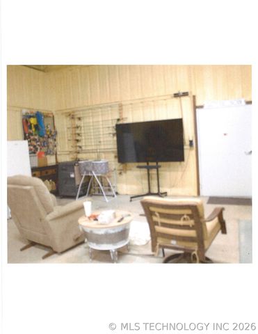 615 Grand Avenue, Stuart, OK 74570