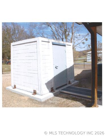 615 Grand Avenue, Stuart, OK 74570