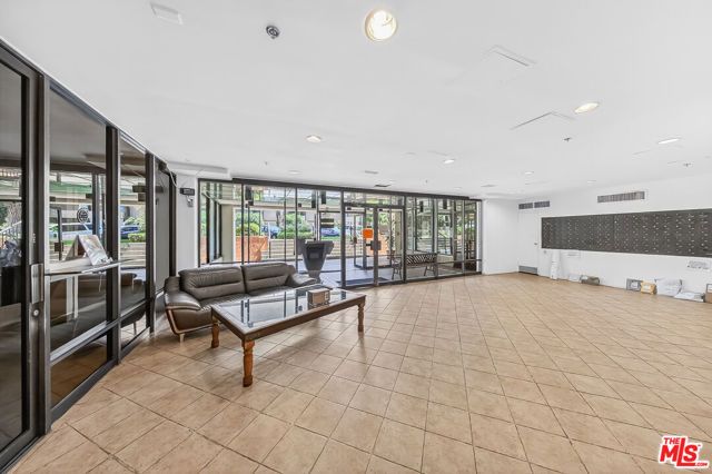 421 S La Fayette Park Place 515, Los Angeles, CA 90057