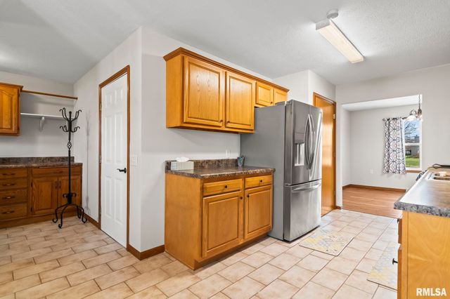 3513 Crystal Lake Drive, Springfield, IL 62711