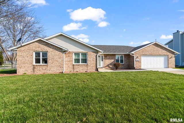 3513 Crystal Lake Drive, Springfield, IL 62711