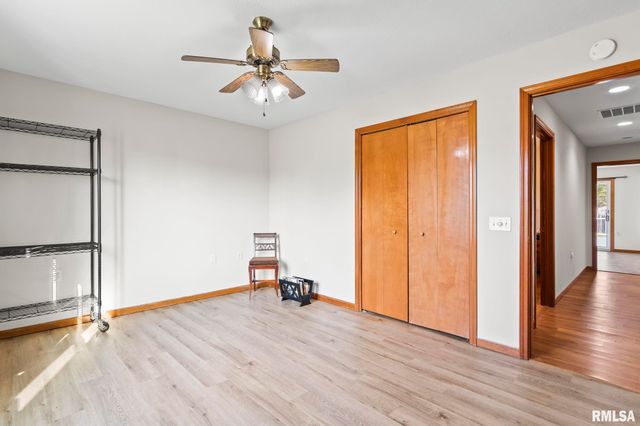 3513 Crystal Lake Drive, Springfield, IL 62711