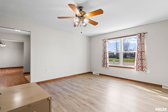 3513 Crystal Lake Drive, Springfield, IL 62711