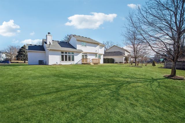 4616 94th Street, Urbandale, IA 50322