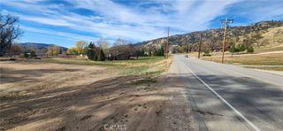 26600 Bear Valley Road, Tehachapi, CA 93561