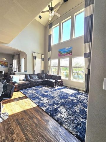 1230 Lace Bark Way, Arlington, TX 76005