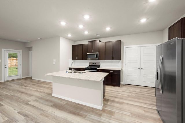 18733 Timber Glen Drive, Conroe, TX 77316