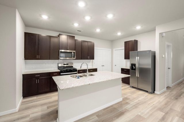 18733 Timber Glen Drive, Conroe, TX 77316