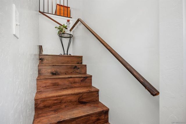 11270 San Luis Rey Dr, Valley Center, CA 92082