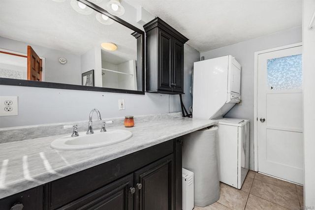 11270 San Luis Rey Dr, Valley Center, CA 92082