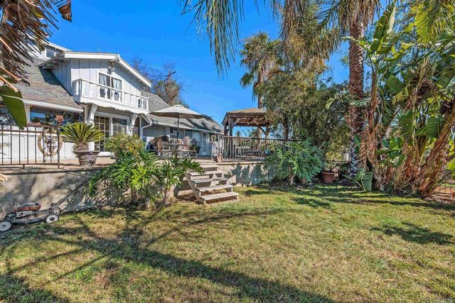 11270 San Luis Rey Dr, Valley Center, CA 92082