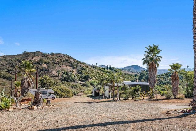 11270 San Luis Rey Dr, Valley Center, CA 92082