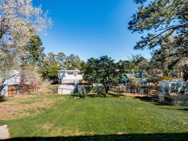 2140 44th Street B, Los Alamos, NM 87544