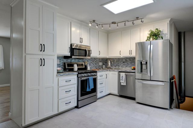 2905 Dorothy Street NE, Albuquerque, NM 87112