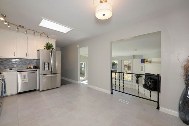 2905 Dorothy Street NE, Albuquerque, NM 87112