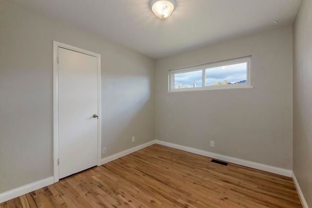 2905 Dorothy Street NE, Albuquerque, NM 87112