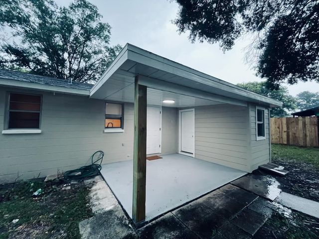 5323 SATSUMA DRIVE, Zephyrhills, FL 33542