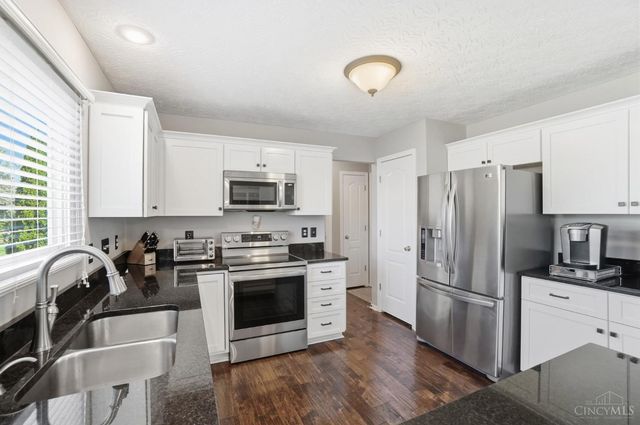 6617 Farmbrooke Court, Mason, OH 45040