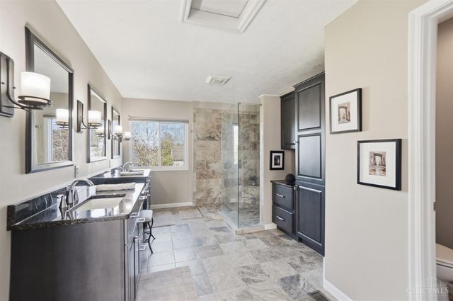 6617 Farmbrooke Court, Mason, OH 45040