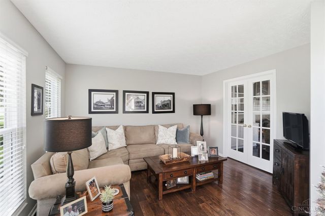 6617 Farmbrooke Court, Mason, OH 45040