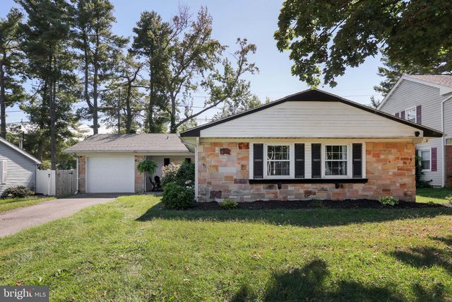 40 HOLIDAY LN, Willingboro, NJ 08046