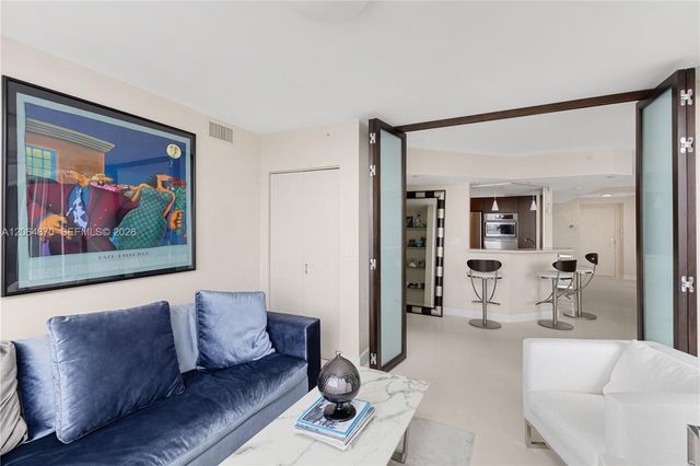 1900 Sunset Harbour Drive 2008, Miami Beach, FL 33139