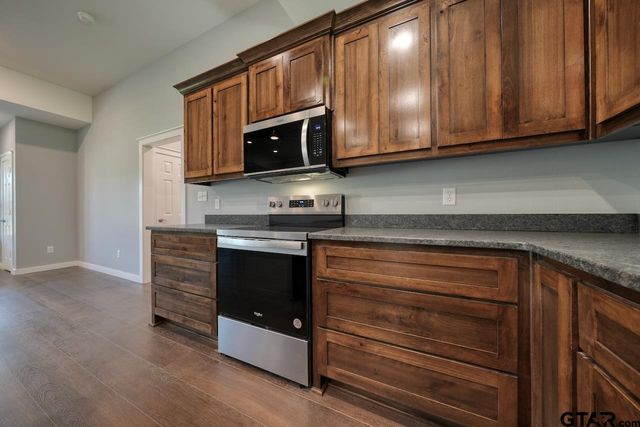 2675 FM 2710, Lindale, TX 75771