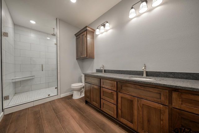 2675 FM 2710, Lindale, TX 75771