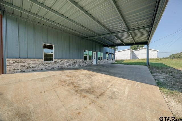 2675 FM 2710, Lindale, TX 75771