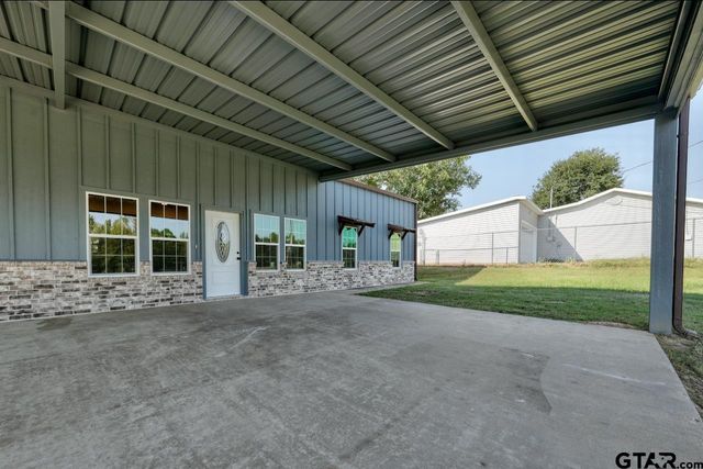 2675 FM 2710, Lindale, TX 75771