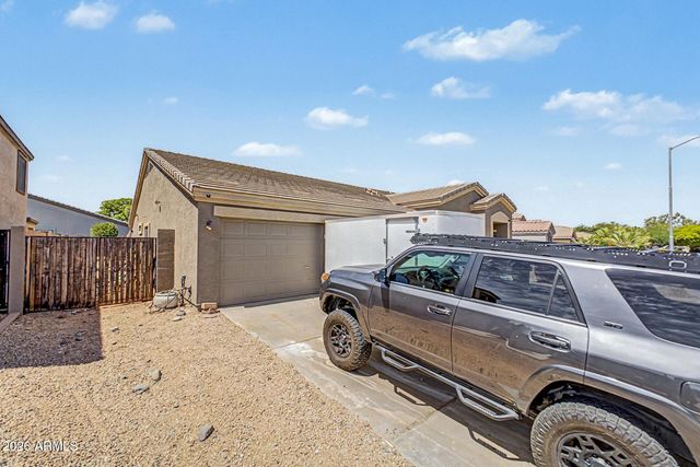 8365 W BERRIDGE Lane, Glendale, AZ 85305