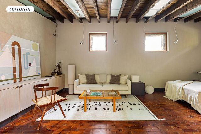 497 ST JOHNS Place, New York City, NY 11238