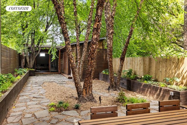 497 ST JOHNS Place, New York City, NY 11238