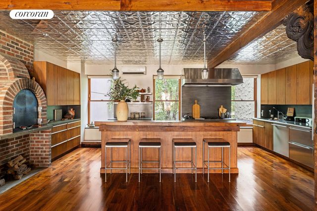 497 ST JOHNS Place, New York City, NY 11238