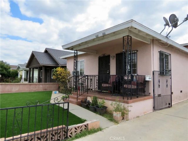 658 Oakford, East Los Angeles, CA 90022